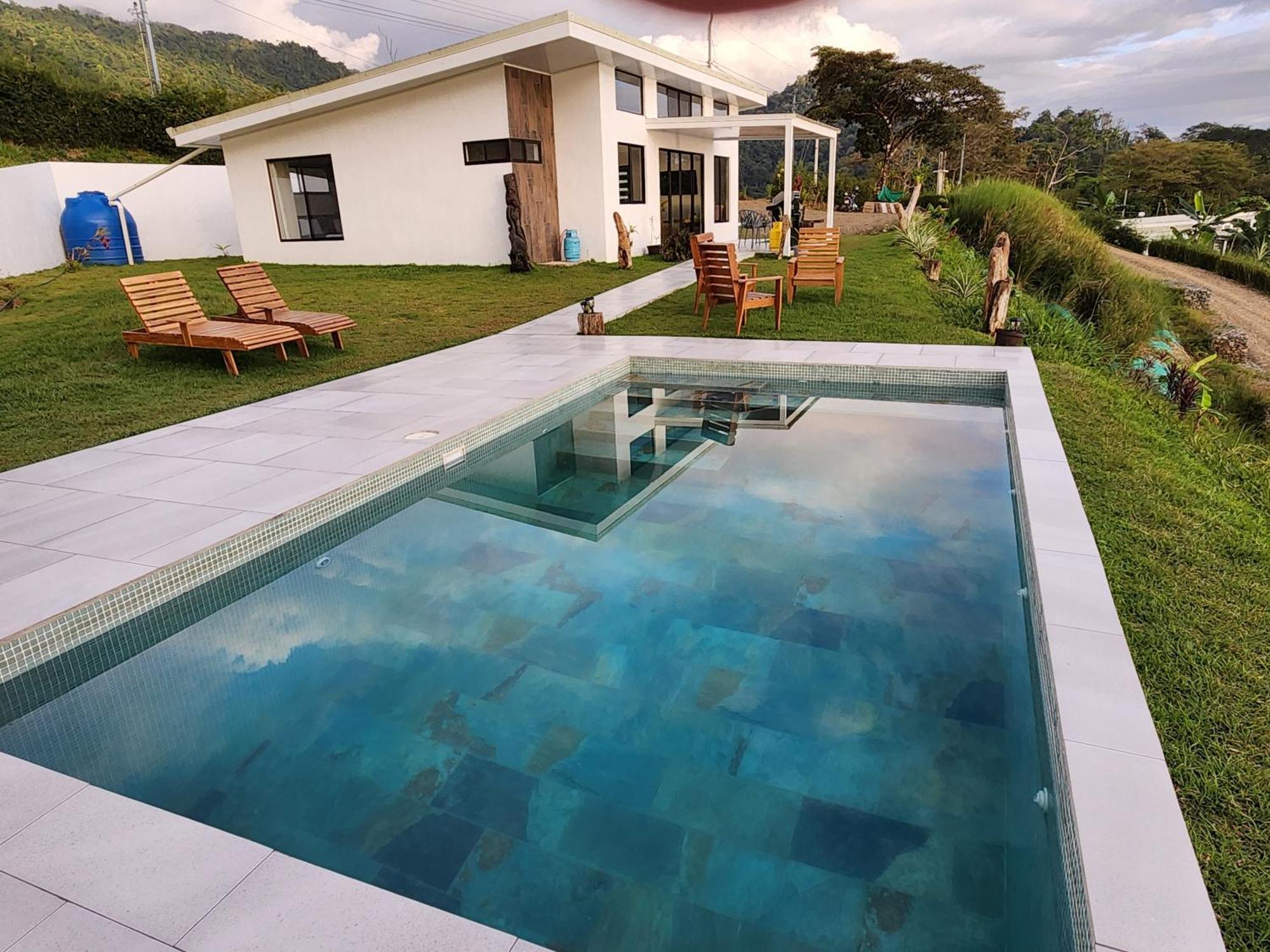 Canavida Villas & Resort อูวีตา ภายนอก รูปภาพ